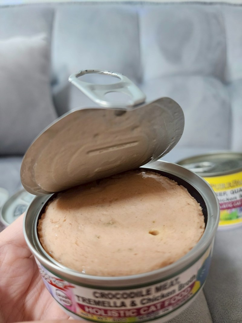 女人知己試用大隊,口碑行銷,部落客行銷,PURRFACT 波菲特貓用主食罐,主食罐,PURRFACT波菲特,貓主食罐,貓罐,PURRFACT波菲特貓用主食罐,魚肉蔓越莓主食罐,鮮嫩雞主食罐,鹿肉雞肉主食罐,牛肉鵪鶉貓主食罐,干貝蠶蛹配方,鱷魚肉白木耳配方,雞肉魚肉配方,安心鶉配方,評價,體驗,適口性佳,心得,成貓適用,高齡貓適用,質地是慕絲狀